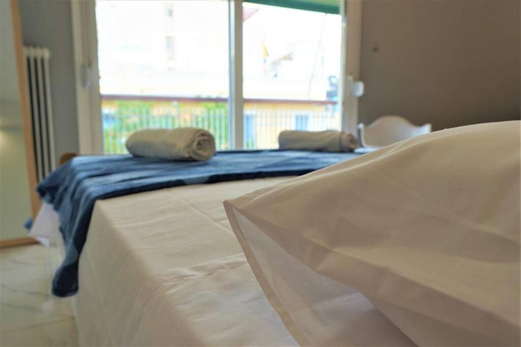Athens Central 3Bd Apartment Next To Metro Luxury Exteriör bild