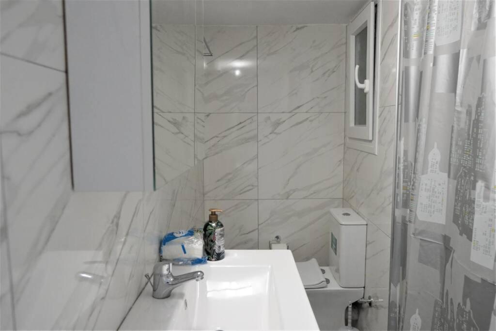 Athens Central 3Bd Apartment Next To Metro Luxury Exteriör bild